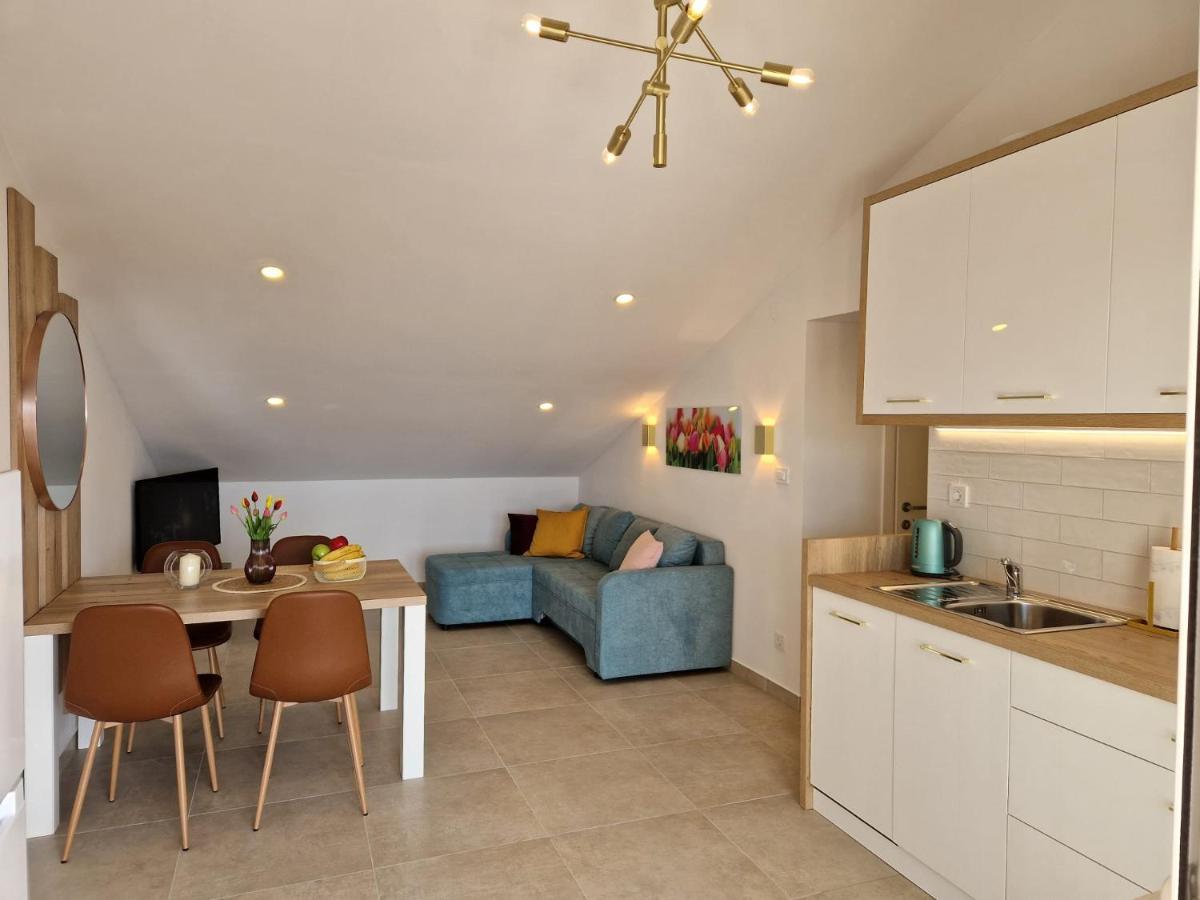 Haus Mit Meerblick Lopar Luaran gambar