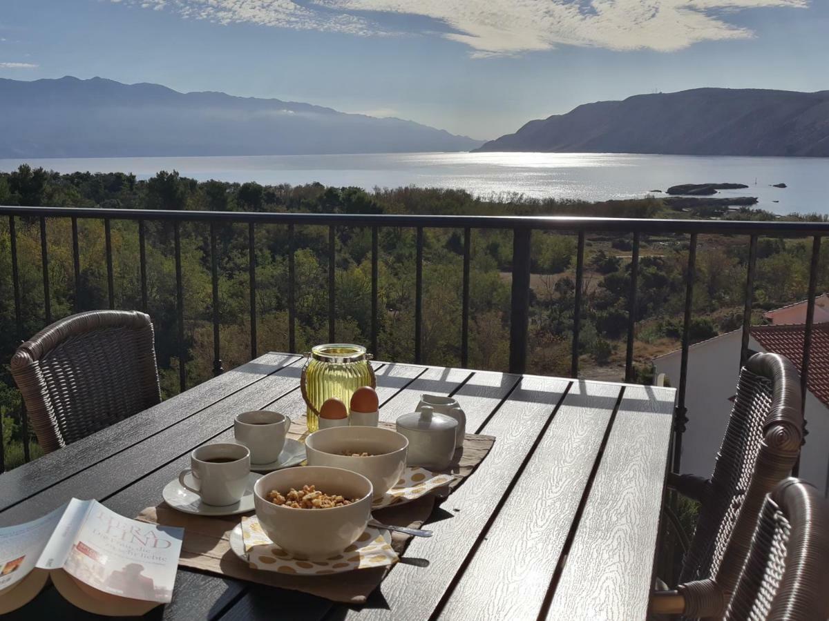 Haus Mit Meerblick Lopar Luaran gambar