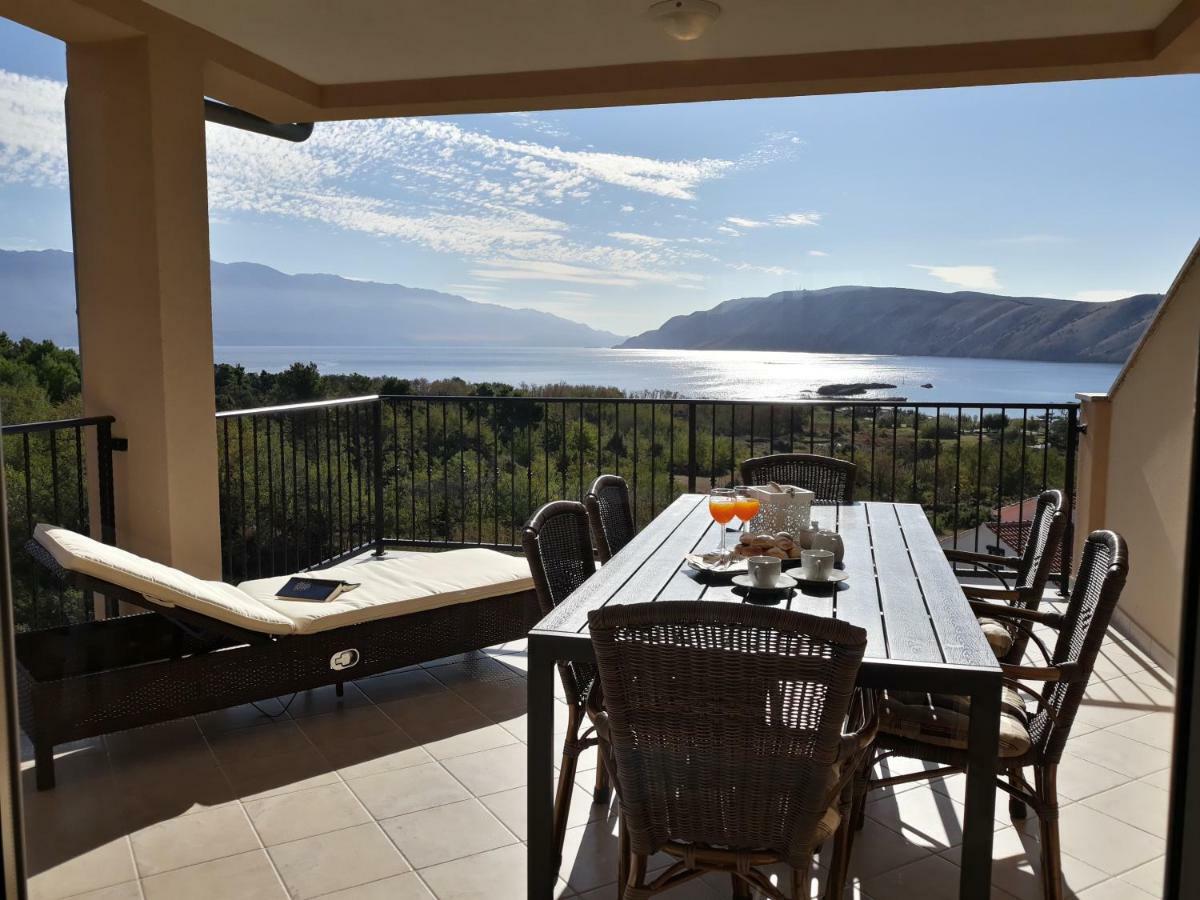 Haus Mit Meerblick Lopar Luaran gambar