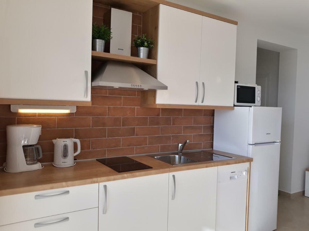 Haus Mit Meerblick Lopar Luaran gambar